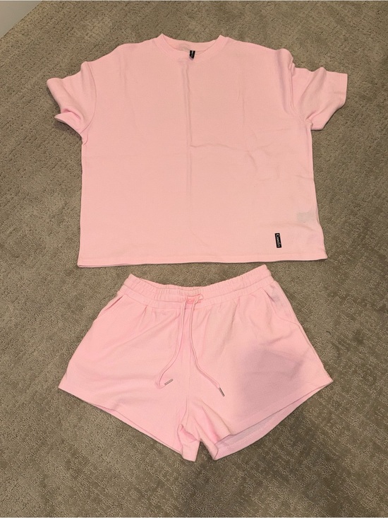 Comfrt Other - Comfort Pastel Pink Waffle Knit Lounge Set - Shorts & Tee